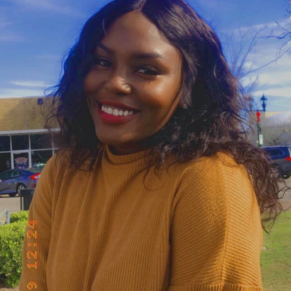 Meet your Posher, Ashley